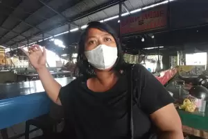 Pedagang Ikan Bakar Tolak Relokasi ke Resto Apung Muara Angke