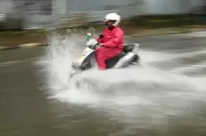 Tangerang Diguyur Hujan, Sejumlah Permukiman Warga Terendam Banjir
