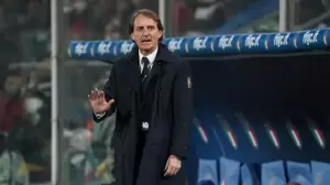 Roberto Mancini Tepis Rumor Akan Berhenti Latih Italia
