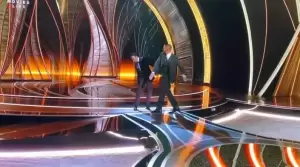 Will Smith Tampar Chris Rock di Oscar 2022 Hebohkan Jagad Maya