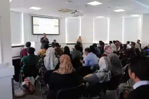 Mahasiswa Doktoral Indonesia di Luar Negeri Harus Bangun Jejaring dan Berkolaborasi