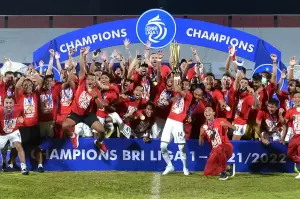 Klasemen Akhir Liga 1 2021/2022: Bali United Juara, Persipura Degradasi