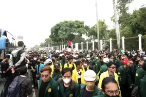 Polda Metro Usut Dalang Kericuhan Demo 11 April