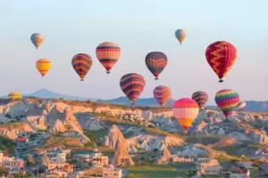 Menparekraf Akan Gandeng Turki untuk Hadirkan Cappadocia di Indonesia