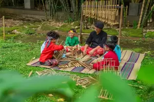 Berwisata hingga Belajar Membuat Angklung, Berikut 5 Aktivitas Seru yang Bisa Dilakukan di Saung Angklung Udjo