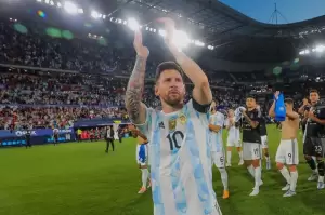 Presiden Argentina Terdiam ketika Lionel Messi Berbicara