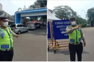 Terjadi Antrean, Polisi Lakukan Pengaturan di Pintu Masuk Jakarta Fair 2022