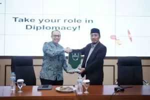 Staf Ahli Kemlu Muhsin Syihab Ucapkan Selamat Berdirinya Universitas Darunnajah