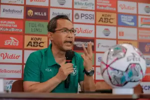 Bali United vs Persebaya Surabaya: Wajib Menang, Aji Santoso Rotasi Skuad Bajul Ijo