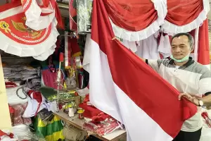 Jelang HUT ke-77 RI, Pengusaha Konveksi Bendera Berkibar: Raup Ratusan Juta per Hari