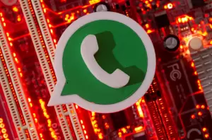 Cara Mengatasi Tanggal WhatsApp Tidak Akurat