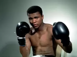 Kisah Muhammad Ali Menolak Jadi Tentara AS saat Perang Vietnam yang Mengejutkan