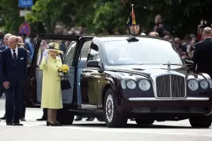 Ini Mobil Ratu Elizabeth II Paling Prestisius di Dunia, Harganya Rp189,6 Miliar