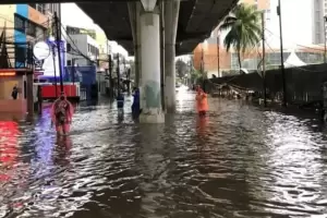 Hujan Deras Guyur Jakarta, BPBD DKI: 16 RT dan 7 Ruas Jalan Tergenang