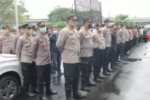 Operasi Aksi Tawuran dan Begal, Polres Jakbar Sebar Puluhan Personel
