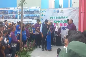 Teriakan Anies Presiden Menggema di Kampung Gembira Gembrong