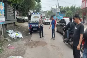 Gagal Nyalip Truk, Pemotor Tewas Terlindas di Bogor