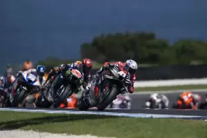 Fabio Quartararo Gagal Finis di Australia, Kans Aleix Espargaro Juara MotoGP 2022 Terancam