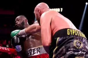 Duel Keempat Tyson Fury vs Deontay Wilder usai Eliminasi WBC