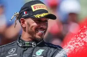 Hamilton Berharap Mercedes Terus Berkembang di Lintasan Balap Formula 1