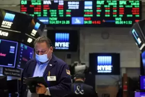 Arah Kebijakan Fed Masih Jadi Sorotan, Wall Street Berakhir Loyo