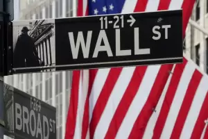 Babak Belur, Wall Street Ambrol 4 Hari Beruntun Gegara The Fed