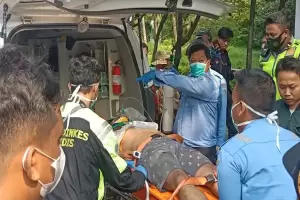Pemotor Jatuh dari Flyover Kemayoran Meninggal saat Dibawa ke RSUD Koja
