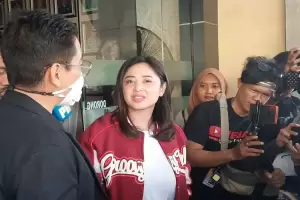Dewi Perssik Jalani Mediasi, Ngotot Lanjutkan Kasus Pencemaran Nama Baik