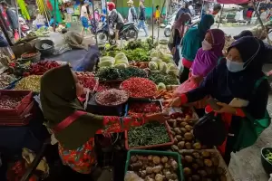 Pedasnya Cabai Rawit Bikin Inflasi di Pekan Pertama Januari Tembus 0,40%