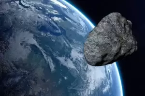 Asteroid Kecil Lincah Melintas Dekat Bumi, Hanya Berjarak 3.600 Km