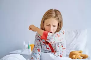 5 Obat Batuk dan Sakit Tenggorokan Alami untuk Anak, Tanpa Antibiotik