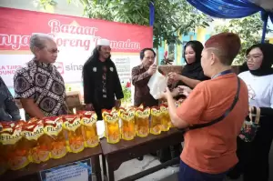 Gandeng MUI, Sinar Mas Gelar Bazar Minyak Goreng dan Wakaf Al Quran di Jaktim