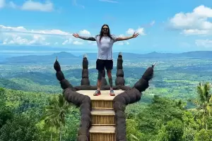 Drummer Slipknot Bulan Madu di Bali, Sandiaga Ucapkan Terima Kasih Promosikan Keindahan Pariwisata Indonesia