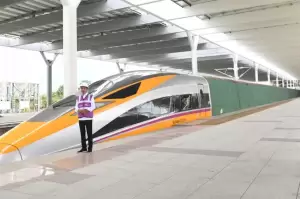 Selain LRT, Stasiun Kereta Cepat Halim Bakal Terintegrasi dengan Transjakarta