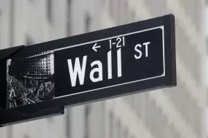 Wall Street Ditutup Jeblok Usai The Fed Umumkan Kenaikan Suku Bunga