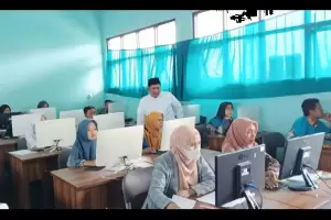 194.032 Guru Madrasah Ikuti Ujian Seleksi Kompetensi Akademik PPG