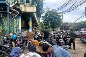 Tim Reskrim dan Intel Pantau Parkir Liar di Thamrin City dan Pasar Tanah Abang