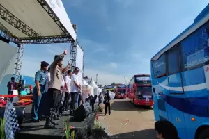 Gunakan 54 Bus, Pelindo Berangkatkan 2.650 Pemudik ke Jawa Tengah dan Jawa Timur