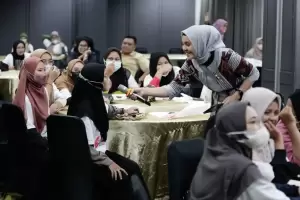 Kaukus Perempuan Muslim Berkomitmen Tingkatkan Pemberdayaan Emak-emak