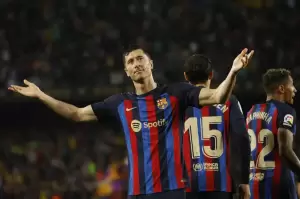 Barcelona vs Osasuna: Lewandowski Memburu Sejarah Etoo