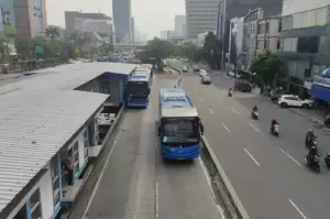 Catat! Rute Transjakarta Depok-Jakarta jika Bosan Naik KRL
