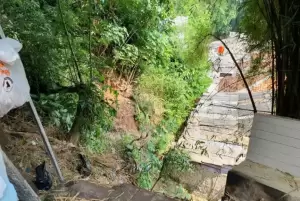 Tebing Rawan Longsor di Muncul Tangsel, Ratusan KK Terancam