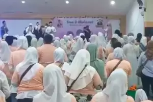 Ratusan Emak-emak Ikut Doa dan Zikir Bersama di Koja Jakut