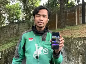 Nyambi Bikin Podcast di Platform Noice, Driver Ojol Ini Bisa Raup Jutaan Rupiah