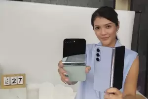 Duo Smartphone Lipat Baru Samsung Dibuat dari Bahan Daur Ulang