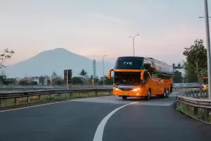 PO 27 Trans Pamer Bus Baru Pakai Sasis Tronton, Layani Rute Jakarta-Malang
