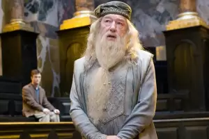 Profil Michael Gambon, Pemeran Dumbledore di Harry Potter