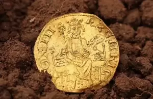 Berlimpah Harta Karun, Inggris Catat 1.378 Penemuan Koin Emas dan Artefak Sepanjang Tahun 2022