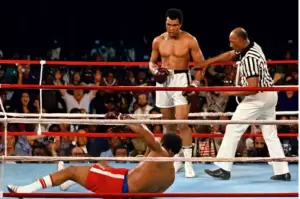 Kisah Mencekam Muhammad Ali dan George Foreman Dilarang Tinggalkan Zaire