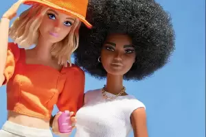 Produsen Nokia Bakal Luncurkan Ponsel Lipat Retro Barbie 